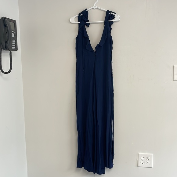 Women’s Maxi Dress never been worn before - Picture 2 of 4